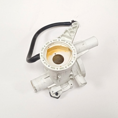 Корпус насоса стиральной машины DC31-02505A белый Samsung вид 3