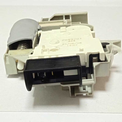 Устройство блокировки люка Ariston Indesit 2049201 Фото 3 Устройство блокировки люка Ariston Indesit 2049201 Фото 3